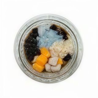Palline di taro con latte/latte di soia