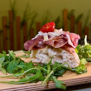 Scrocchiarella crudo