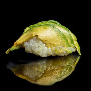 06. Avocado - 2 pezzi