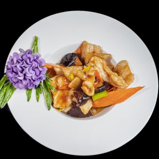 251. Pollo funghi e bambù