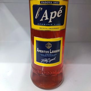 L ape