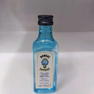Bombay Sapphire London dry gin