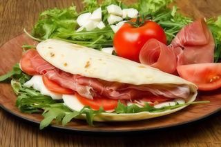 Piadina prosciutto crudo
