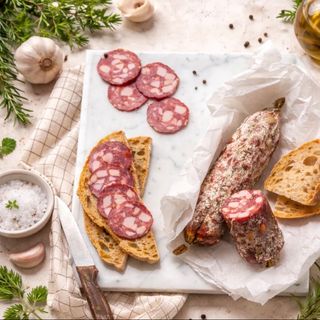 Salsiccia lardo e alloro