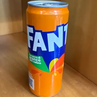 Fanta lattina 330 ml
