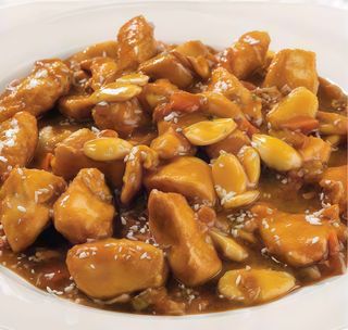 14.Pollo con mandorle