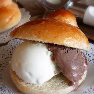 BRIOCHE GELATO