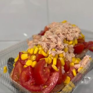 Fresella~ Tonno, pomodorini e mais
