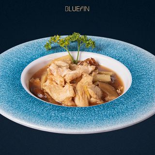 Pollo funghi bambù