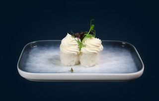 Gunkan snow ball