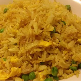 Riso al curry pollo e cipolla
