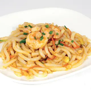 Yaki udon con frutti di mare