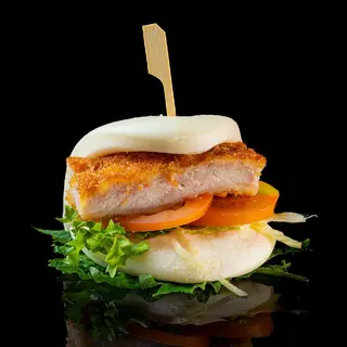 Bao tonkastu pollo
