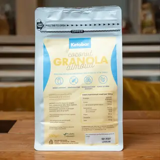 Granola coconut-almond