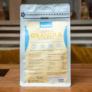 Granola coconut-almond