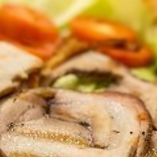 Porchetta, lattuga, pomodoro e mais