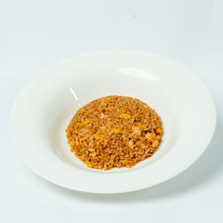 Riso con carne e gamberi