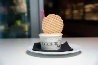 Coppetta extra con gelato ipocalorico