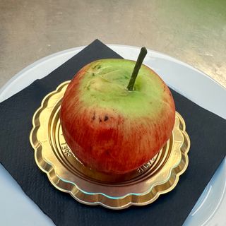 frutta realistica mela