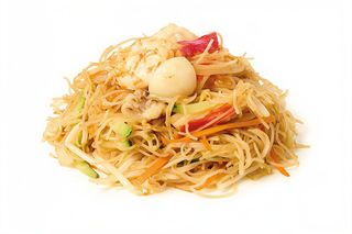 311. Spaghetti di riso con frutti di mare