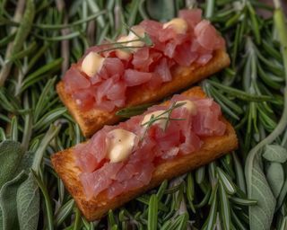 163 Tuna butter toast