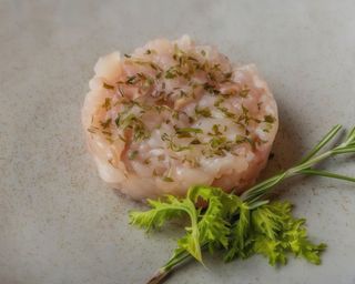 52 Tartare ricciola