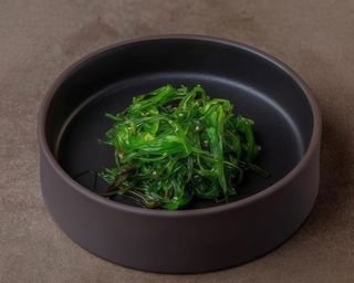 6 Goma wakame