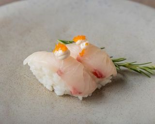 63 Nogiri ricciola - 2 pezzi