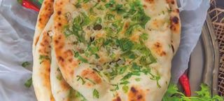 Garlic naan