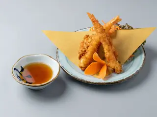 108A. Tempura di gamberi e panko