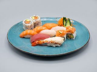 65. Sushi misto