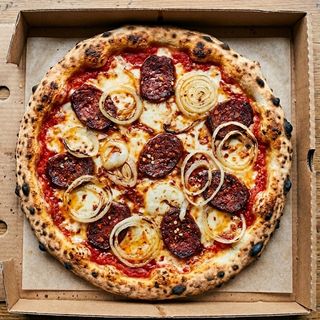 Pizza Calabresa