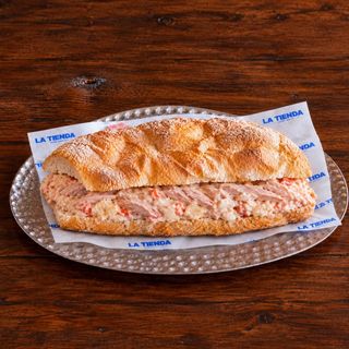 Bocadillo de atun alla spagnola