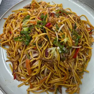 262.Spaghetti di Farina con Manzo e Verdure