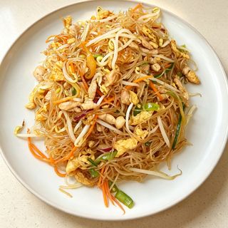 265.spaghetti riso con pollo