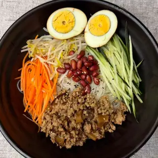 260 PASTASCIUTTA DI SOIA CON CARNE E VERDURE