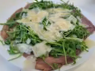Roast beef rucola grana