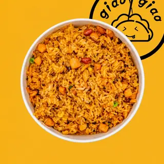 87. Riso saltato con salsa piccante laoganma