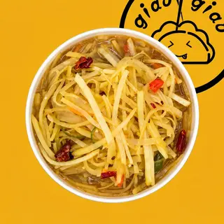 33. Insalata di patate in salsa piccante - piatto freddo