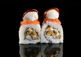 233 Uramaki asparagi - 4 pezzi