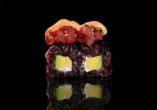 251 Spicy black maguro - 4 pezzi