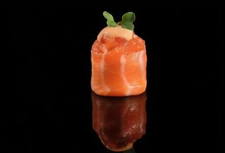 331 Gunkan spicy sake - 1 pezzo