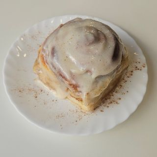 Cinnamon roll con glassa