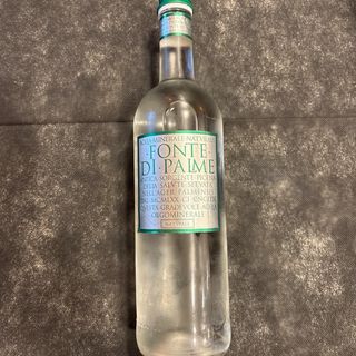 Acqua naturale