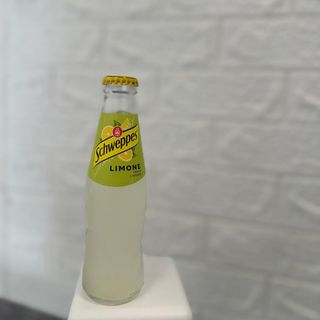 Schweppes limone