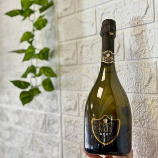 Nua Brut