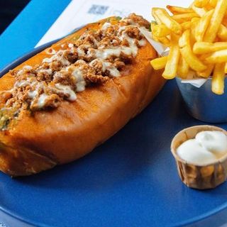 Super Cheesesteak Bun