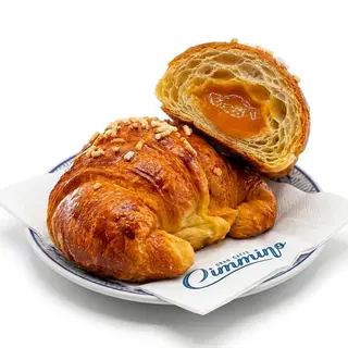 Cornetto con marmellata di Albicocca