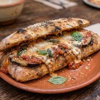 Panuozzo Parmigiano