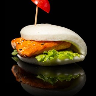 26.Bao di salmone